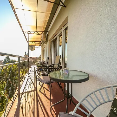 Nika Apartman